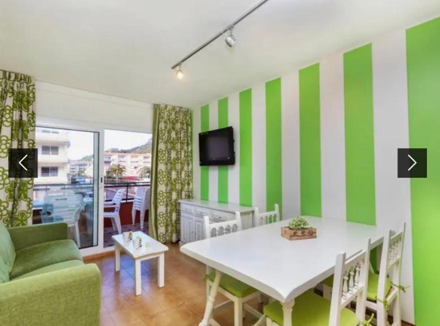 Apartamento Familiar Torroella de Montgrí Esterno foto
